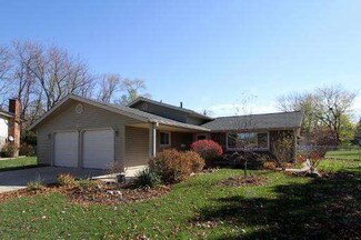 803 Hyannis Ct, Schaumburg, IL 60194