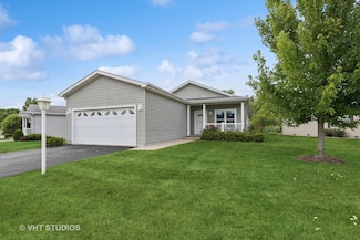 1413 Equestrian Dr, Grayslake, IL 60030
