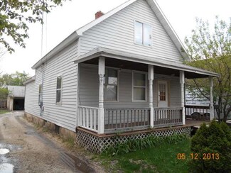 322 N Youngs Ave, Joliet, IL 60432