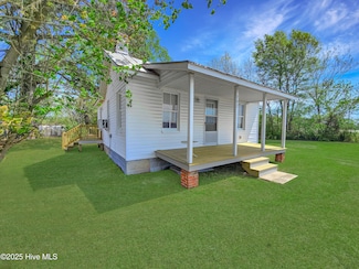 702 Virginia Rd, Edenton, NC 27932