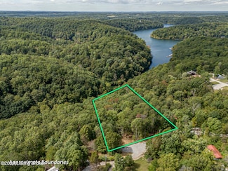 109 Pineview Dr, Mammoth Cave, KY 42259