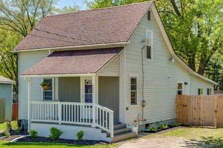 1007 E Hively Ave, Elkhart, IN 46517