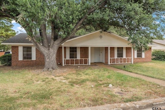 1801 S Florey Ave, Mount Pleasant, TX 75455