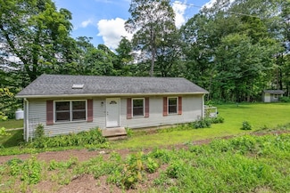 75 Laurel Rd, Russell, MA 01071