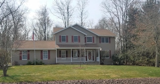 34 Bow Creek Dr, Mountain Top, PA 18707