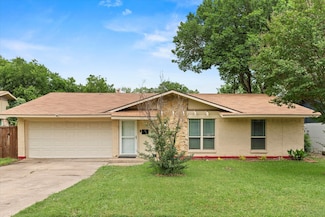 145 Price Dr, Lewisville, TX 75067