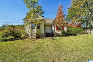 1052 Melody Dr, Birmingham, AL 35214