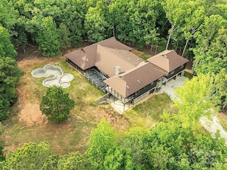 1055 Stone House Rd, Chapin, SC 29036