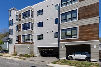 60 Cameron St Unit 2, Brookline, MA 02445