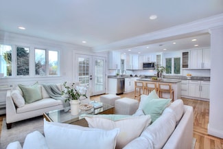 68 Grove Point, Westport, CT 06880