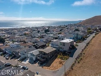 497 Oahu St, Morro Bay, CA 93442