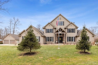 3907 Fulton Grove Rd, Cincinnati, OH 45245
