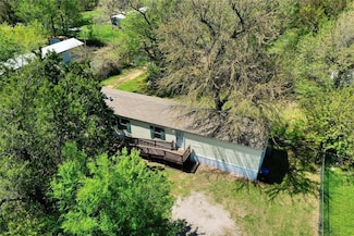 312 6th St, Verden, OK 73092