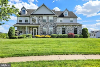 404 Southfield Dr, Oley, PA 19547