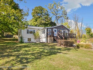 123 Maple St, Cementon, NY 12414