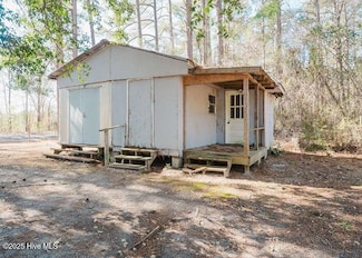 484 John Spaulding Rd, Clarkton, NC 28433