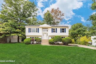 608 Albert Ave, Lakewood, NJ 08701