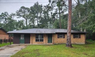 4317 Knowlcrest Dr, Moss Point, MS 39562