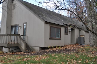 29 Crocus Ln, Avon, CT 06001