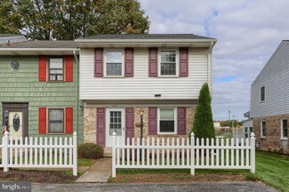 935 E Maple St, Palmyra, PA 17078