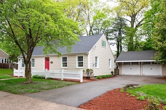 30 Veery Rd, Attleboro, MA 02703