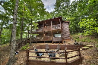77 Smith Hill Rd, Blue Ridge, GA 30513