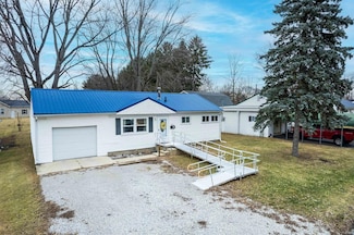 824 Linlawn Dr, Wabash, IN 46992