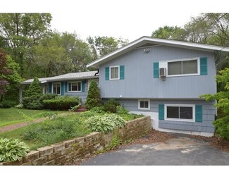 296 Central St, Avon, MA 02322