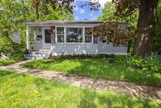 146 Corlies Ave, Poughkeepsie, NY 12601
