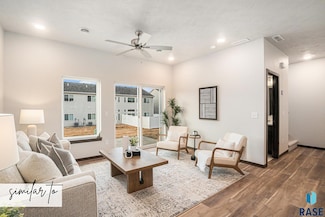 2800 S Broek Dr, Sioux Falls, SD 57106