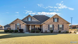 28244 Hinton Ln, Toney, AL 35773