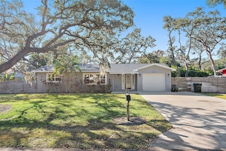 5080 Oaklawn Ln, Saint Petersburg, FL 33708