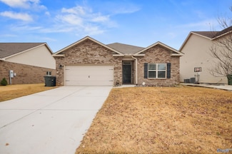 16556 Camberwell Dr, Harvest, AL 35749