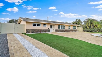 245 78th Ave N, Saint Petersburg, FL 33702