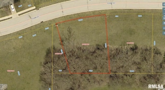 3025 W Pilgrims Way, Peoria, IL 61615