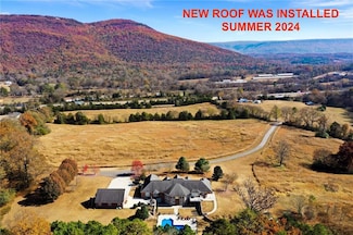260 Old Deer Head Cove Rd, Rising Fawn, GA 30738