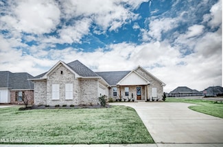 801 Montclaire Dr, Canton, MS 39046