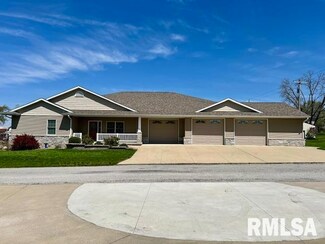 600 Mckinley Ave, Lowden, IA 52255