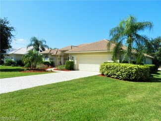 7158 Mill Run Cir, Naples, FL 34109