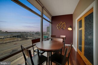 22 S Front St Unit 505, Philadelphia, PA 19106