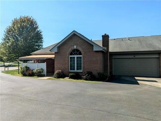 131 Windcrest Ct, Beaver Falls, PA 15010
