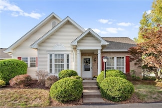 6028 Belle Terre Ct, Bridgeville, PA 15017