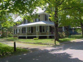 1 Grove St, Randolph, VT 05060