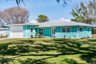 400 Dona Dr, Nokomis, FL 34275