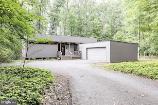2502 Caves Forest Rd, Owings Mills, MD 21117