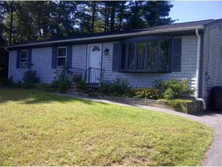 18 Colonial Dr, Assonet, MA 02702
