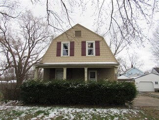 2020 E 39th St, Ashtabula, OH 44004