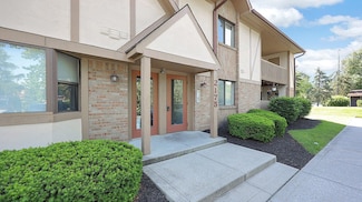 2175 Hedgerow Rd Unit 2175B, Columbus, OH 43220