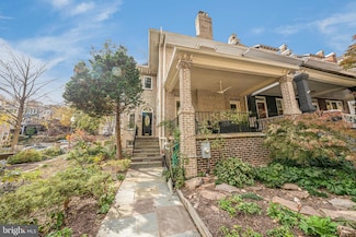 2202 Cathedral Ave NW, Washington, DC 20008