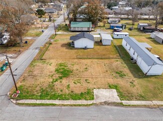 1022 Alvin St, Sulphur, LA 70663